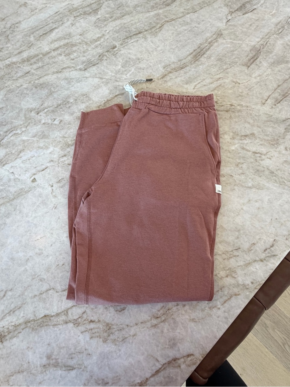 Vuori Women's Rosewood Track Joggers